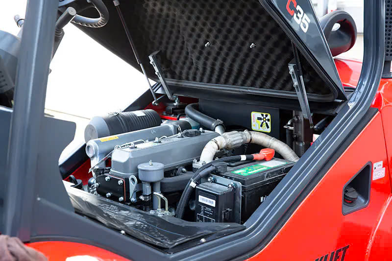 N Series 2.5T-3.5T Four-Wheel Drive (4WD) Rough Terrain Forklift